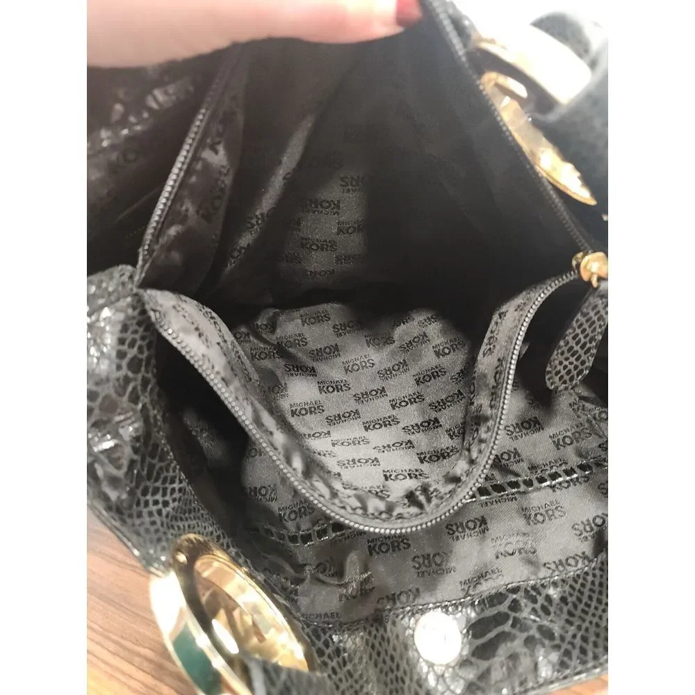 Michael Kors Medium Printed Snakeskin Leather Bag‎ Black
